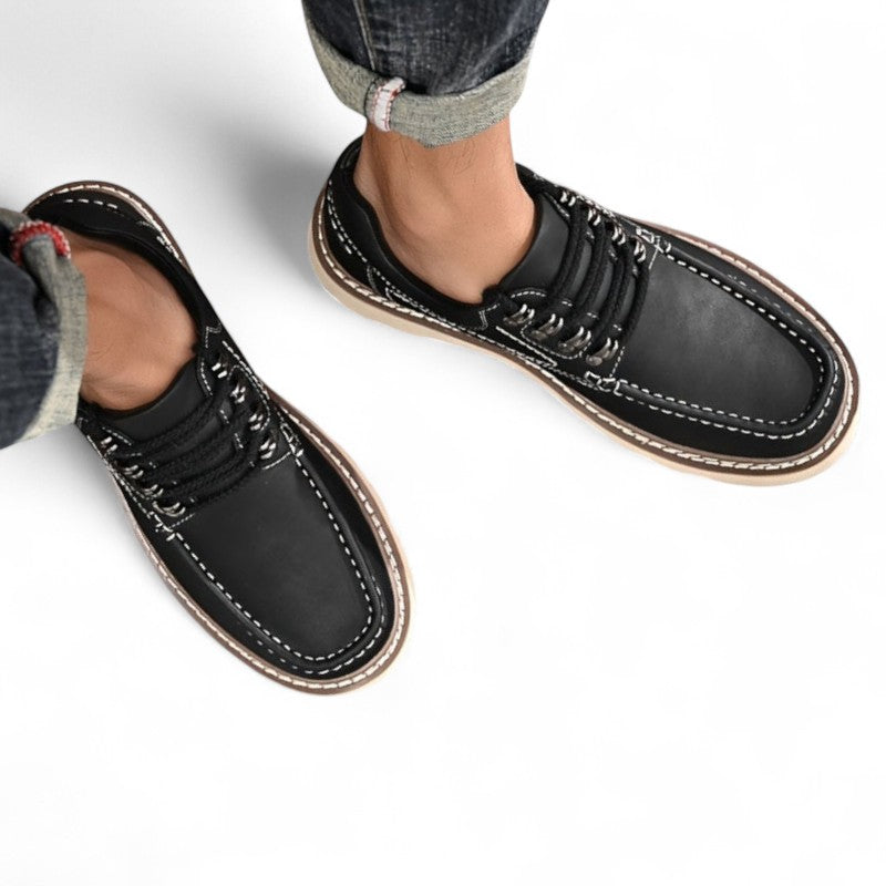 Men’s Lace-Up Low Top Shoes – Round Toe, Contrast Stitching, Textured Sole