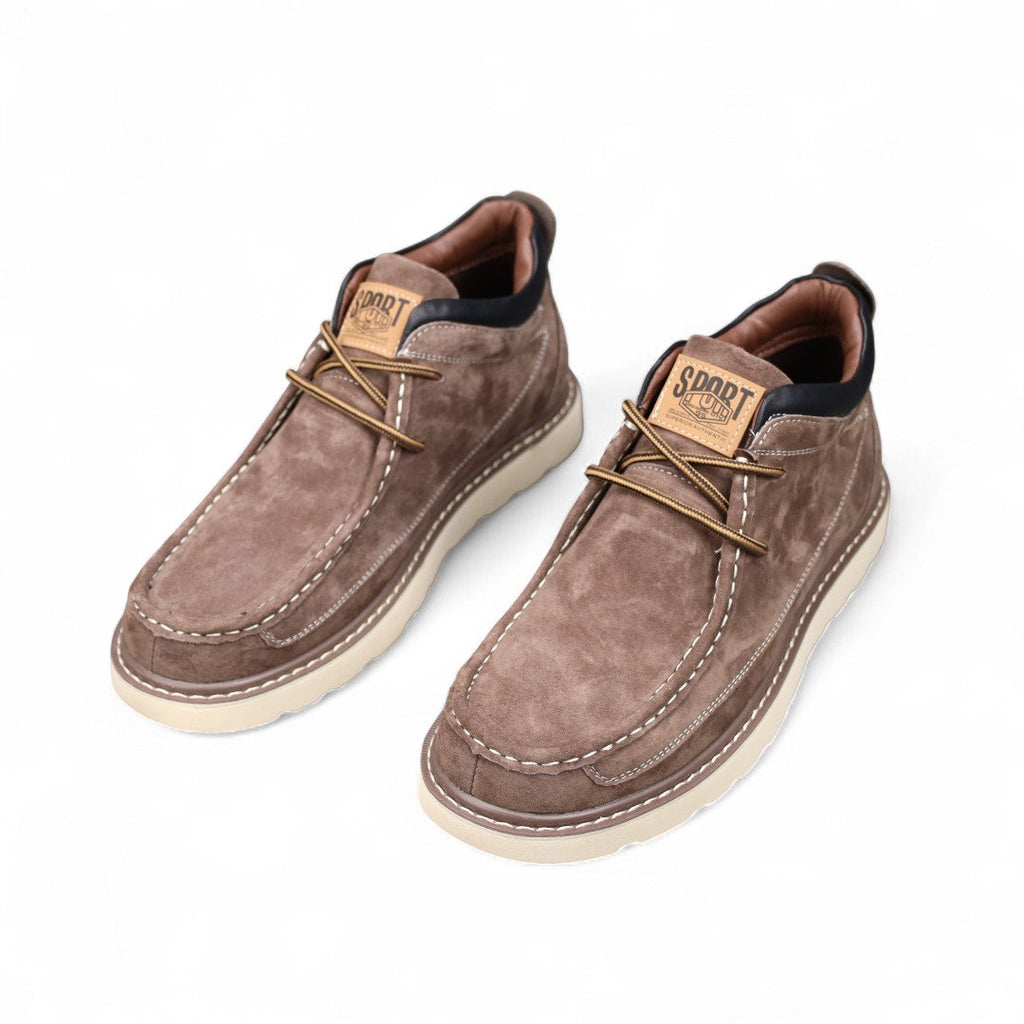 Men’s Lace-Up Mid Top Shoes – Finish, Contrast Stitching, Textured Sole